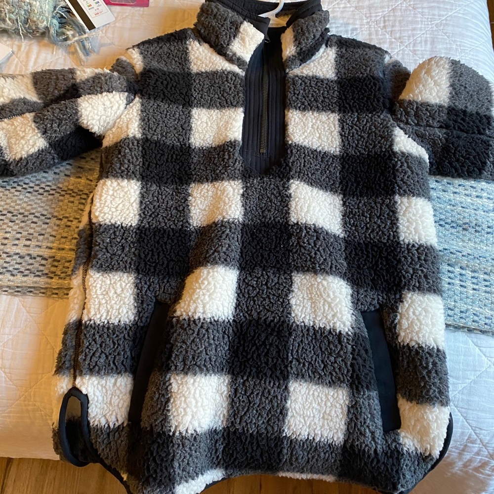 Sherpa half zip jacket